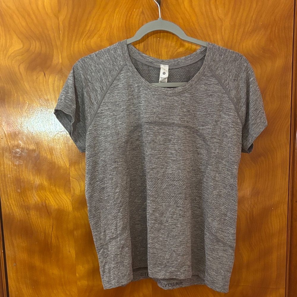 Lululemon Athletica Heathered Gray Tee